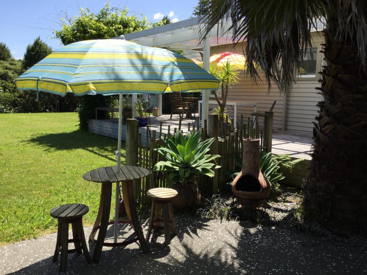 Bed and Breakfast Sundari Retreat Otaki Esterno foto